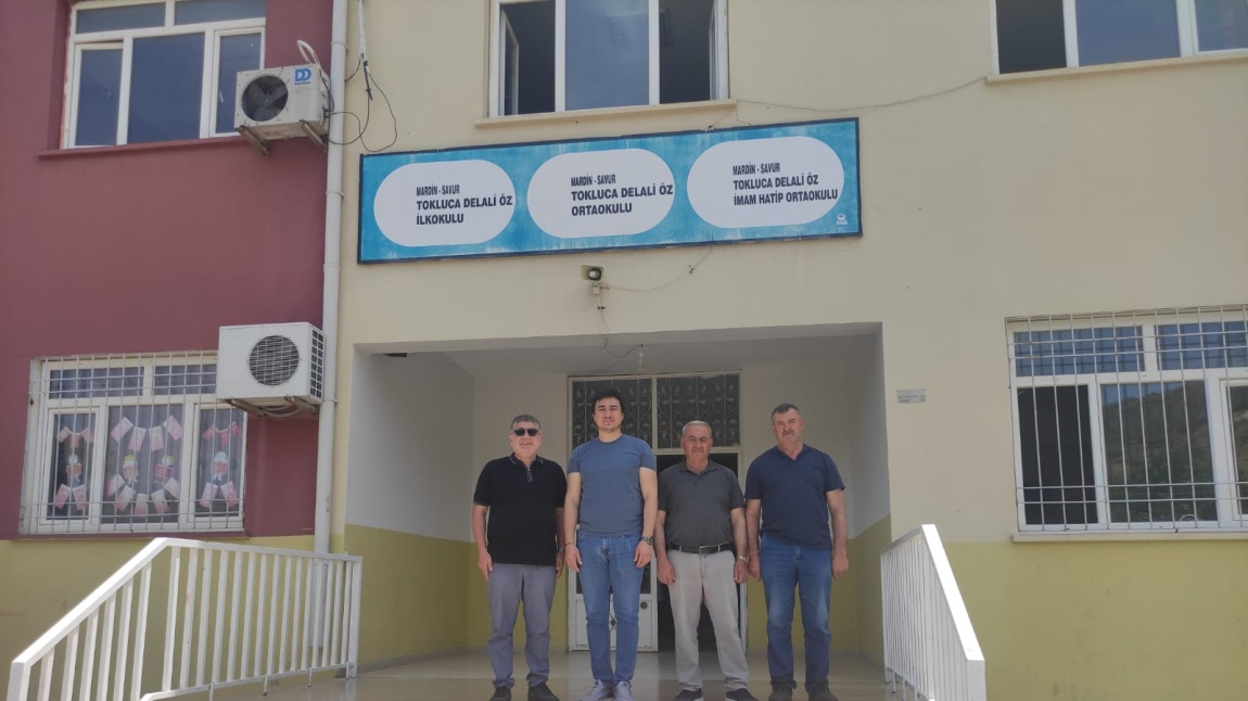 Eğitime Gönülden Destek Veren Hayırsever İş İnsanı Tevfik Öz Merhum Annesi Delale Öz'ün Adını Okulumuzda Yaşatılıyor